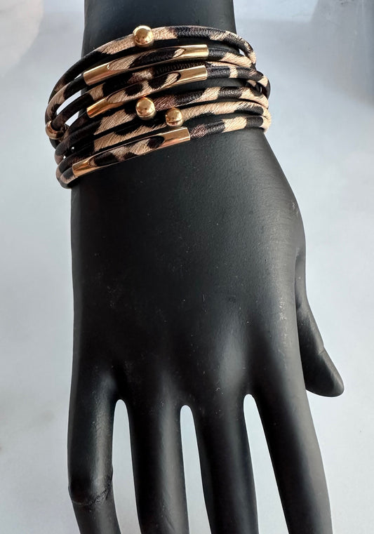Leopard 7 Strand Bracelet with Magnetic Closing